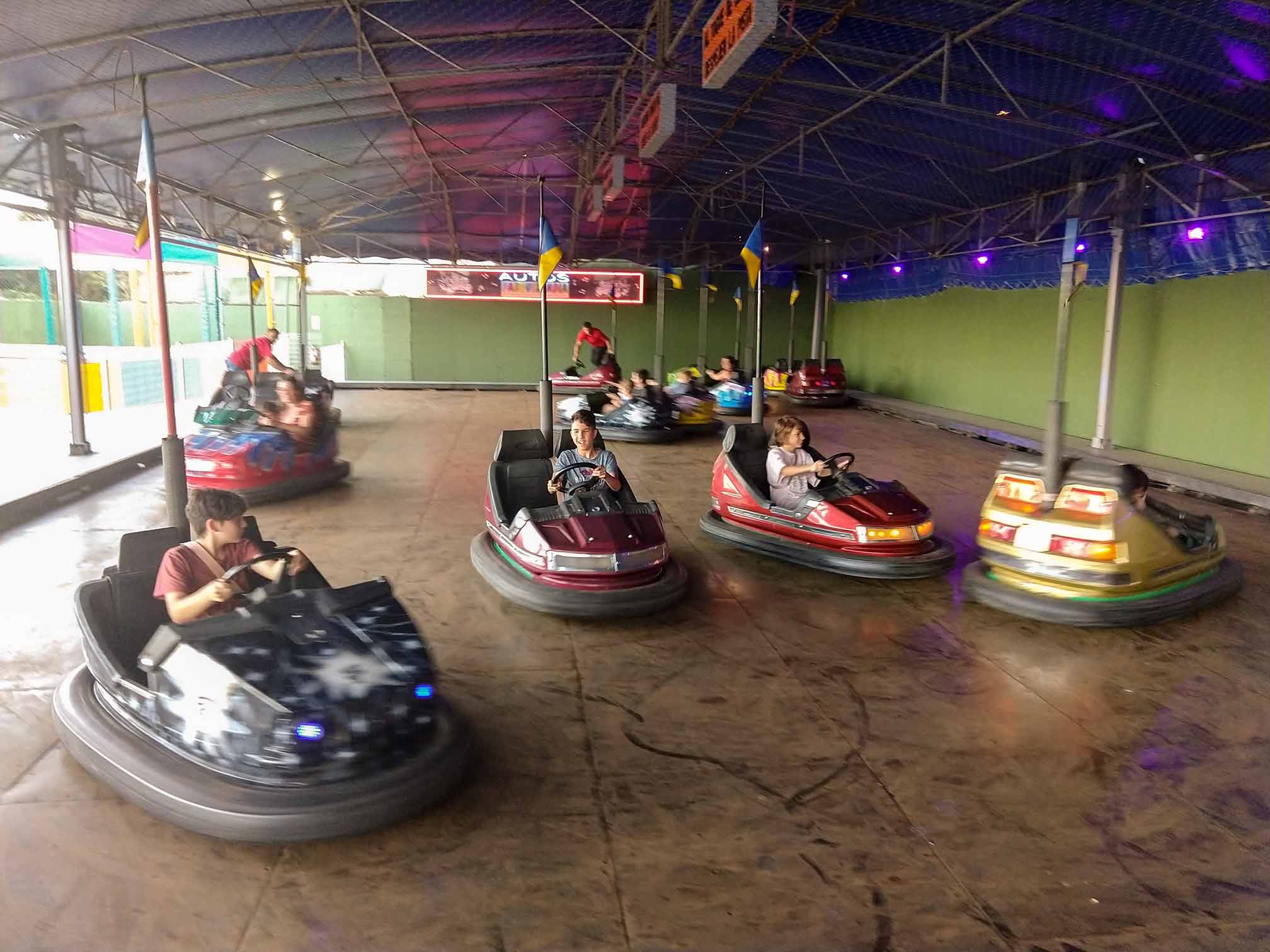 64. картинг развлечения. картинг развлечения. картинг на улице. покататься на картинге.